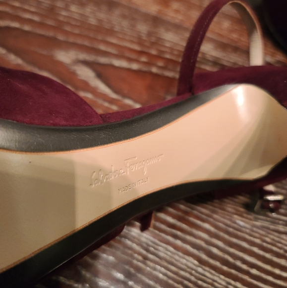 Salvatore Ferragamo Fragrance Acm Oxblood Suede Peep Toe Sandles Size 8.5 - Picture 6 of 9